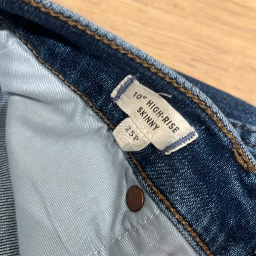 Madewell Skinny Jeans - Picture 3 of 5